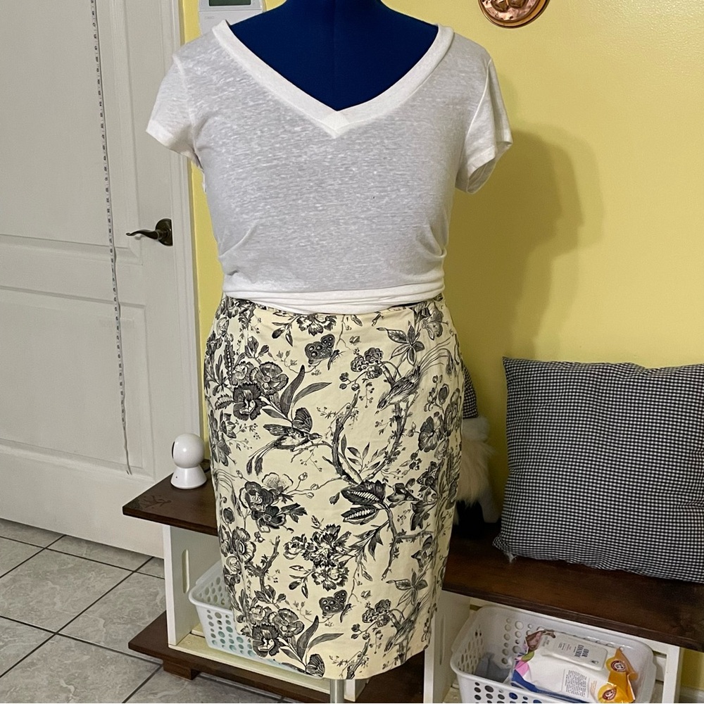 Etcetera Cream and Black Floral Pencil Skirt